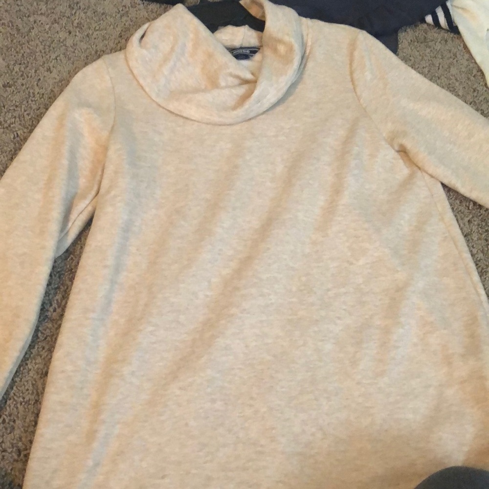 Lands-End Turtle neck sweatshirt
